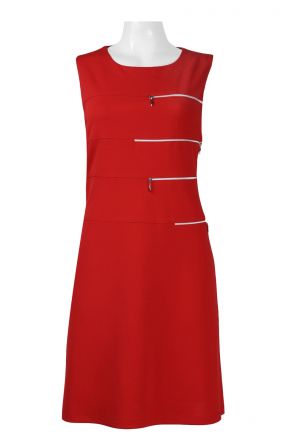 Carre Noir Boat Neck Sleeveless Zipper Back Solid Crepe Dress