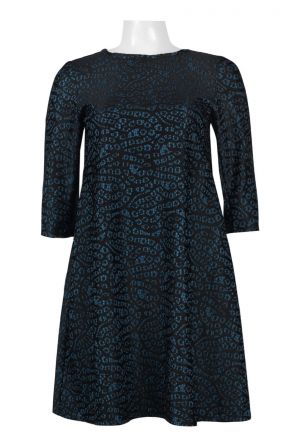 Danillo Boutique Crew Neck 3/4 Sleeve Zipper Back Lace Dress