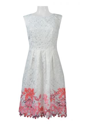 Decode Scoop Neck Sleeveless Zipper Back Floral Lace Dress