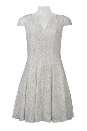 Julia Jordan Split Neck Cap Sleeve Zipper Back Pleated Floral Lace Dress