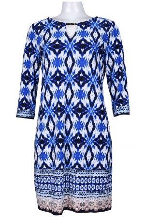Sandra Darren 3/4 Sleeve Keyhole Neckline Printed Jersey Dress